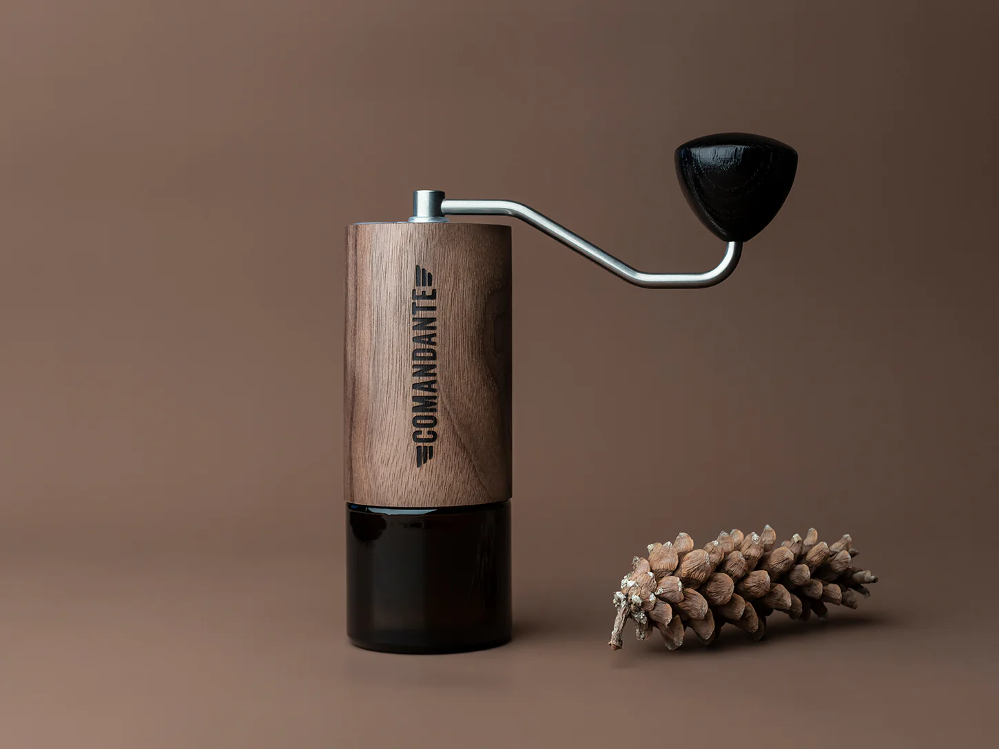 Comandante Grinder in Virginia Walnut